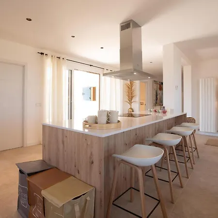 4 Bedroom Awesome In Son Macia (Mallorca)