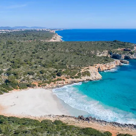 Holiday home 4 Bedroom Awesome In Son Macia (Mallorca)